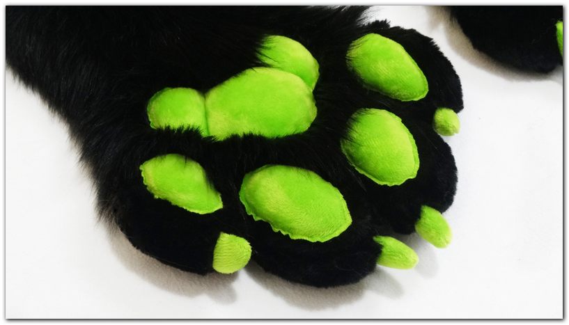 Paws design #Tzyko #foxfursuit #furr_club #fursuit #furrclub #Paws