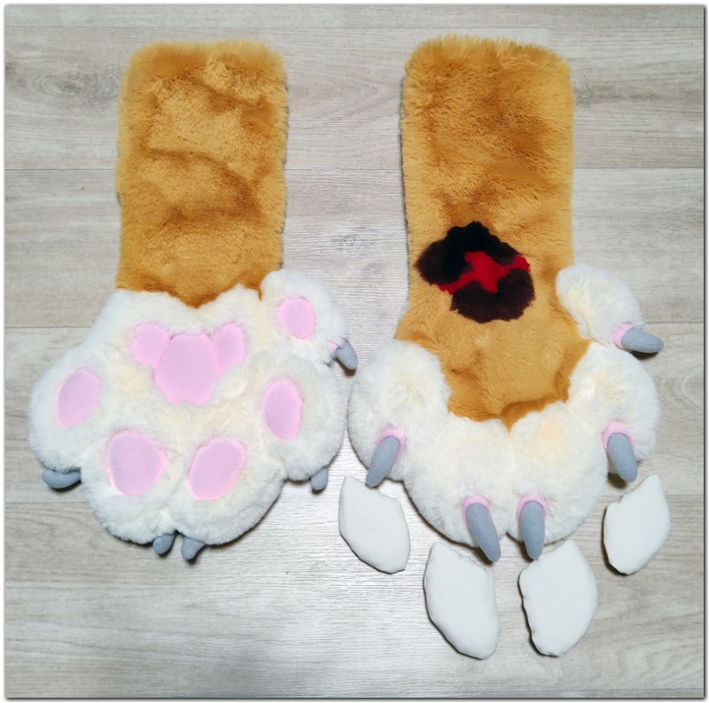 Paws design of Leopard fursuit #furr_club #fursuit #Paws