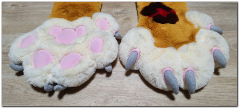 Paws design of Leopard fursuit #furr_club #fursuit #Paws