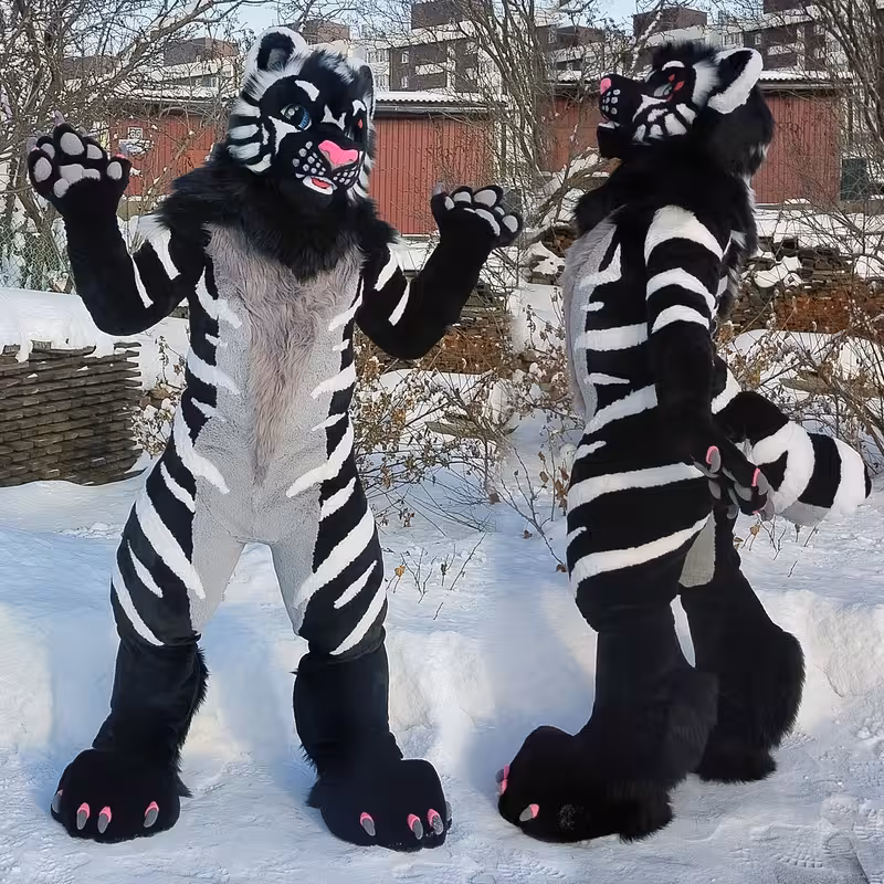 #furr_club #fursuit #Tiger fursuit