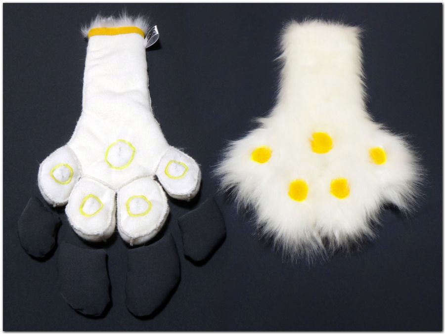 Paws design of Hare fursuit #furr_club #fursuit #Paws