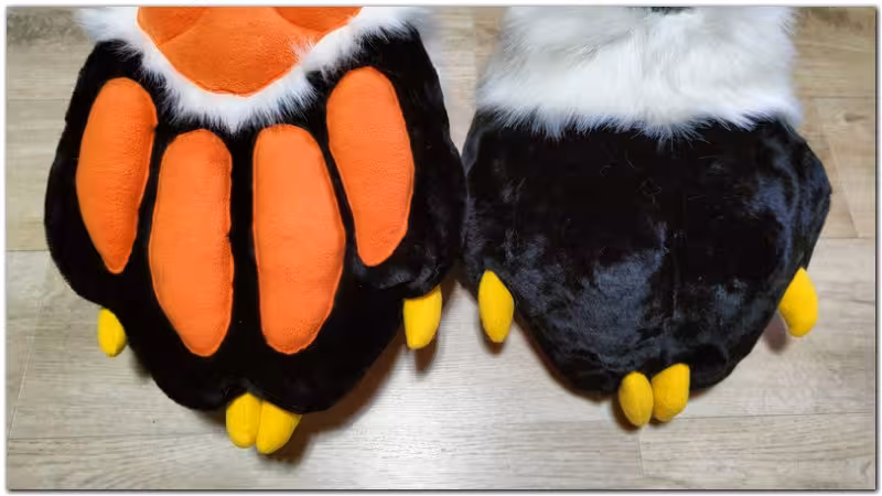 Dog fursuit_feetpaws #furr_club #fursuit #Paws