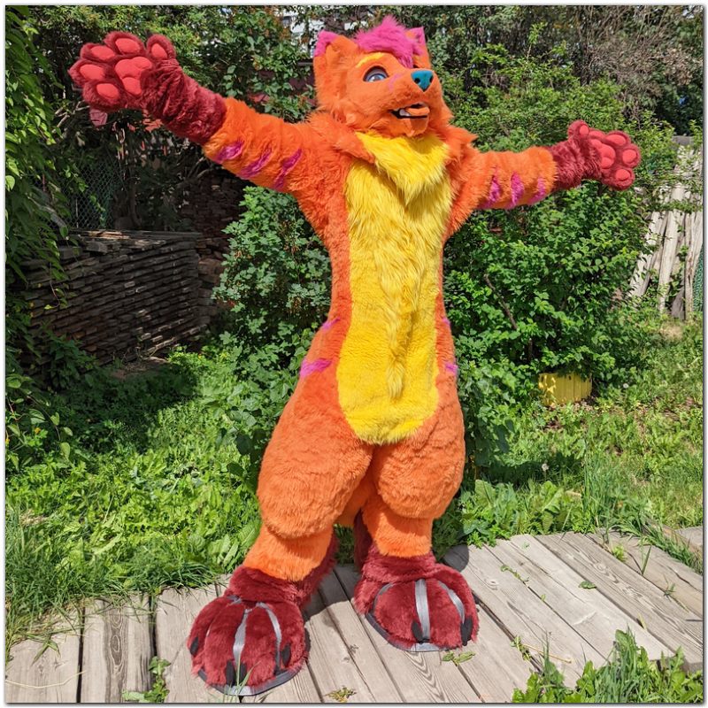 #furr_club #fursuit #Fox fursuit