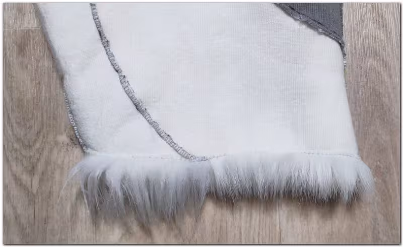 All the fur's free edges are hemmed and do not stick out #Dog fursuit_project-fursuit #furr_club #fursuit