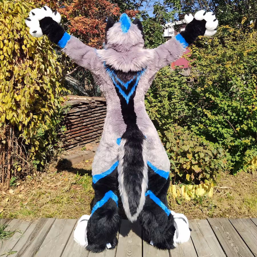 #furr_club #fursuit #Wolf fursuit
